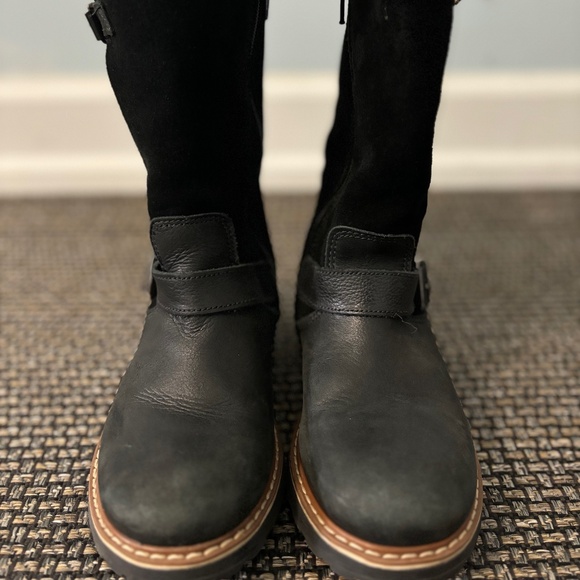 Unique Toddler Girls' Warm Winter Boots - Size 30, Barely Worn, Great Condition - Picture 1 of 6